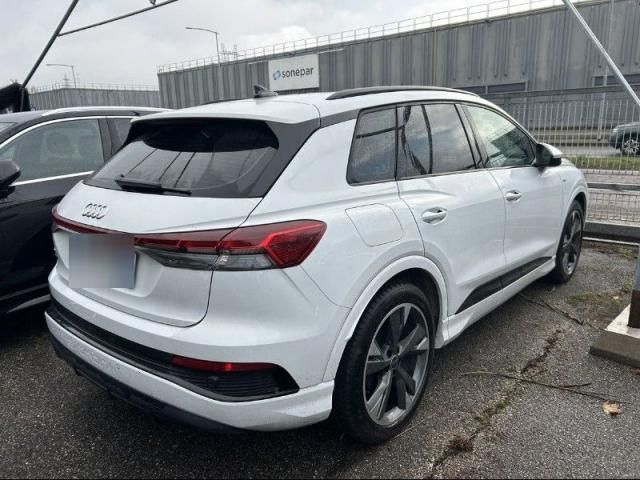 Audi Q4 e-tron 2023