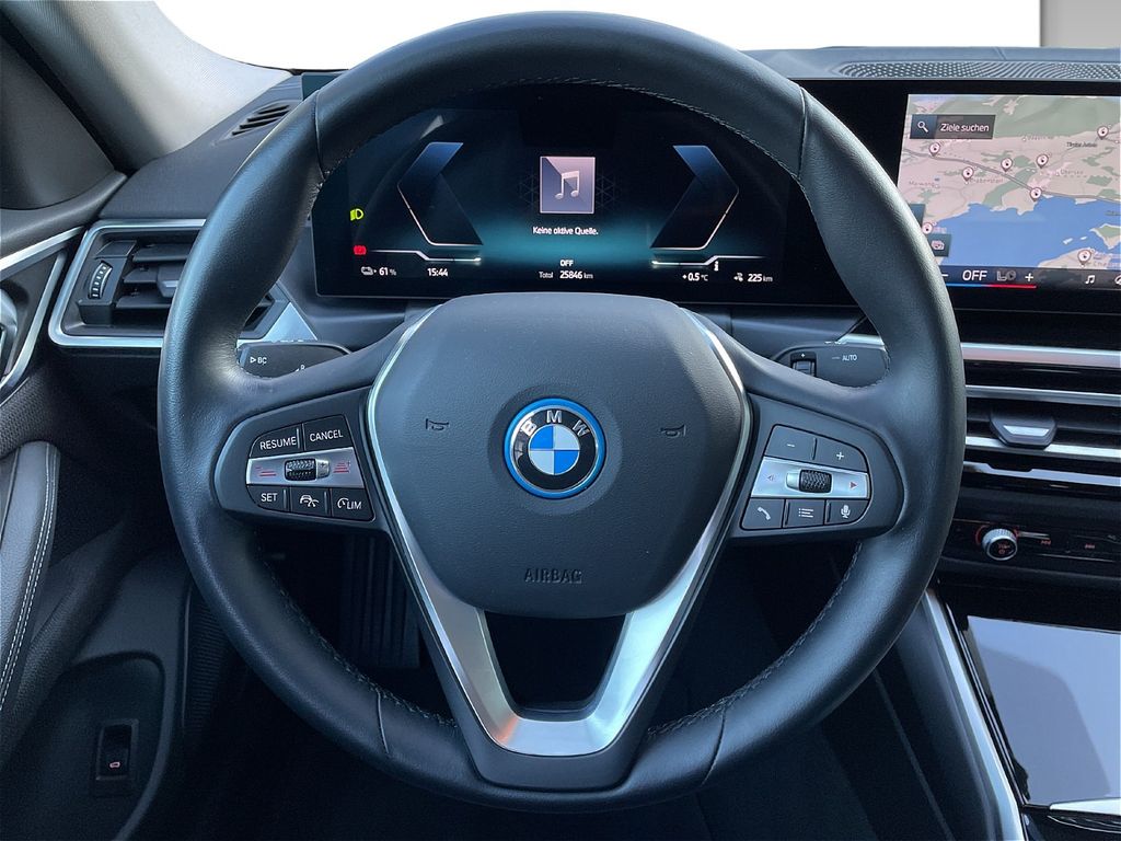 BMW i4 2023