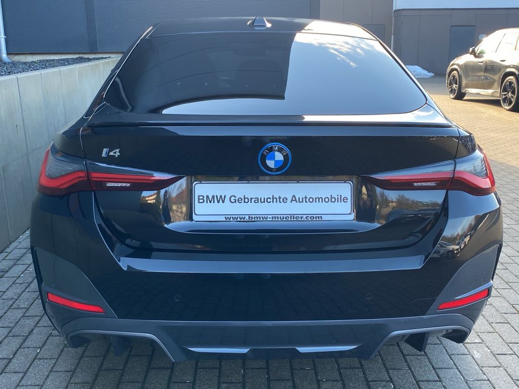 BMW i4 2023