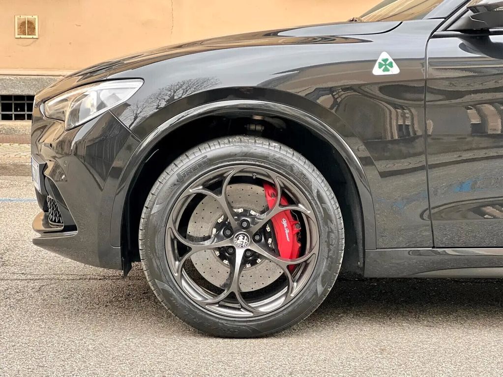 Alfa Romeo Stelvio 2021