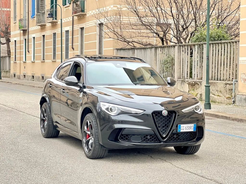 Alfa Romeo Stelvio 2021