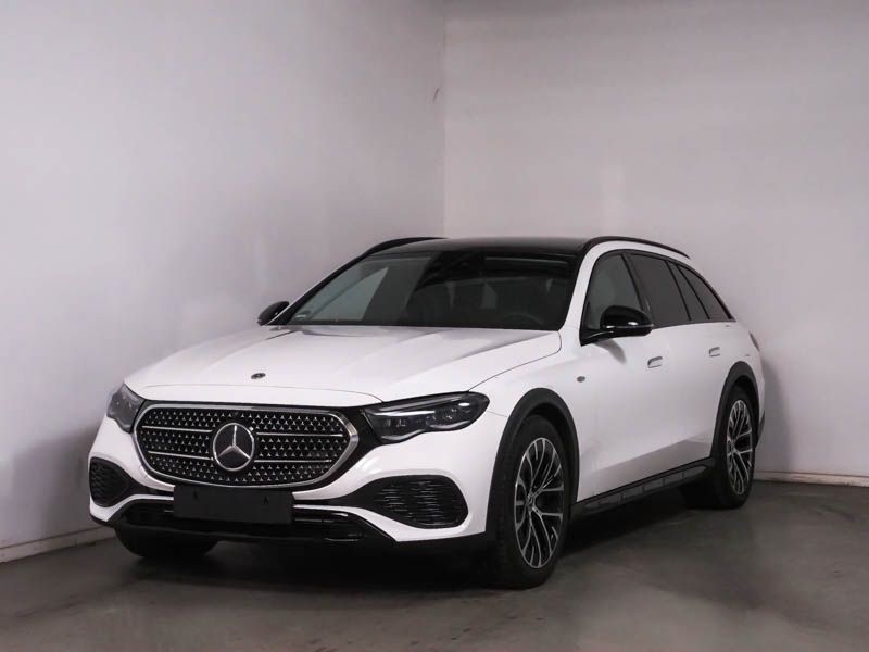 Mercedes-Benz E 300 2025