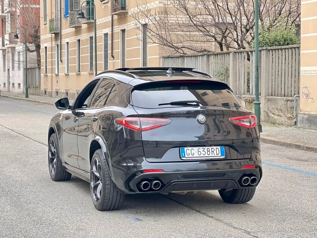 Alfa Romeo Stelvio 2021
