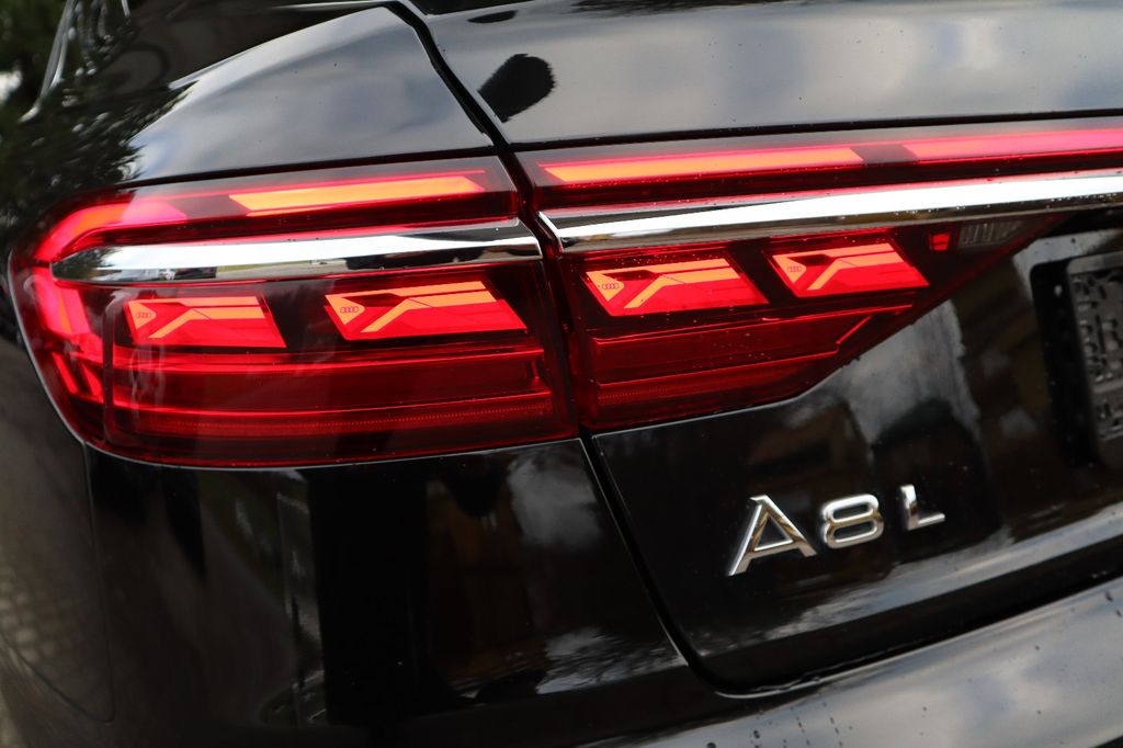 Audi A8 2024