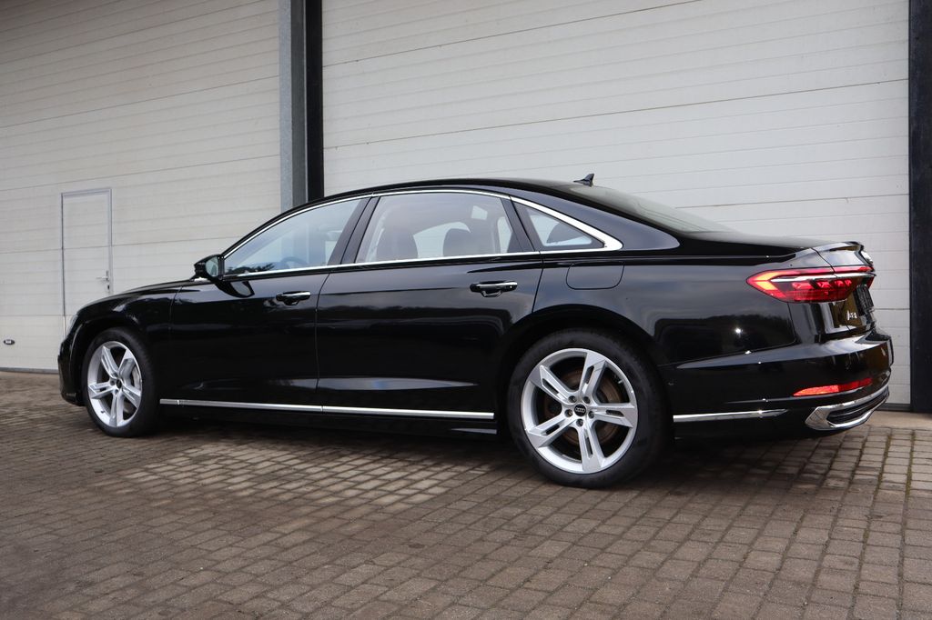 Audi A8 2024