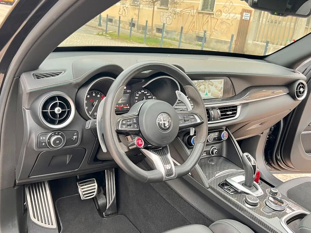 Alfa Romeo Stelvio 2021