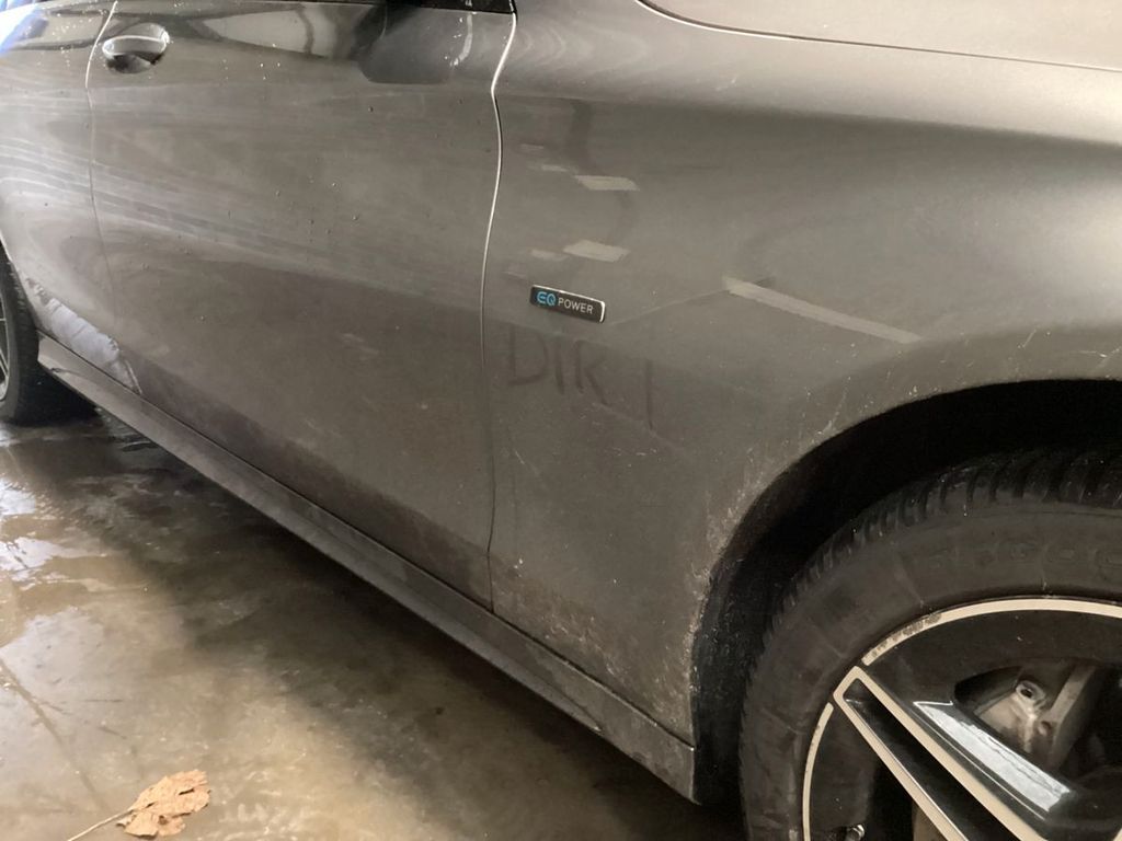 Mercedes-Benz C 300 2021