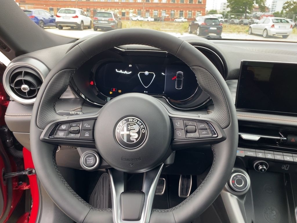 Alfa Romeo Tonale 2023