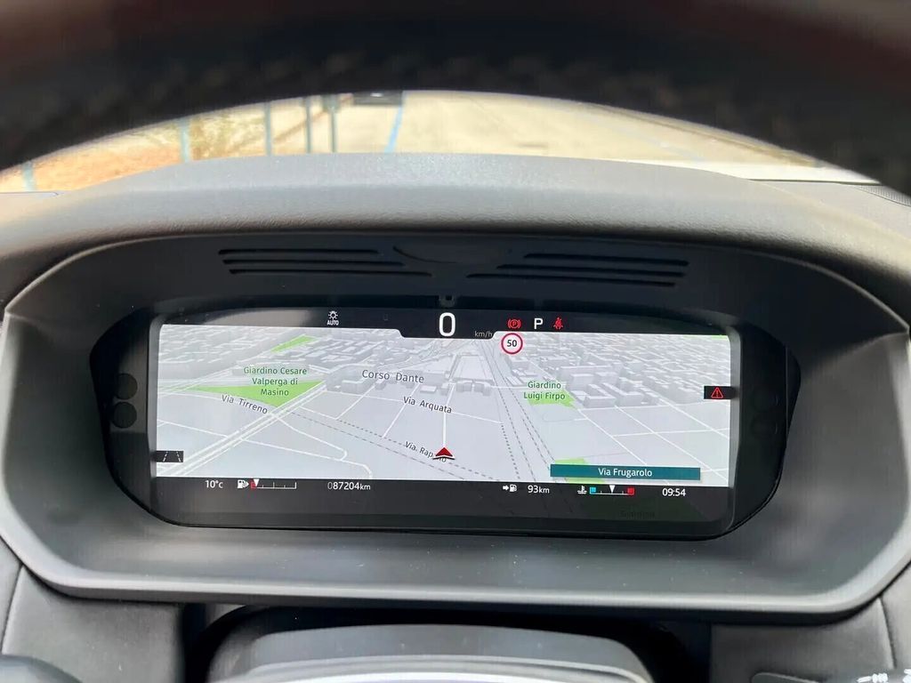 Land Rover Discovery 2021