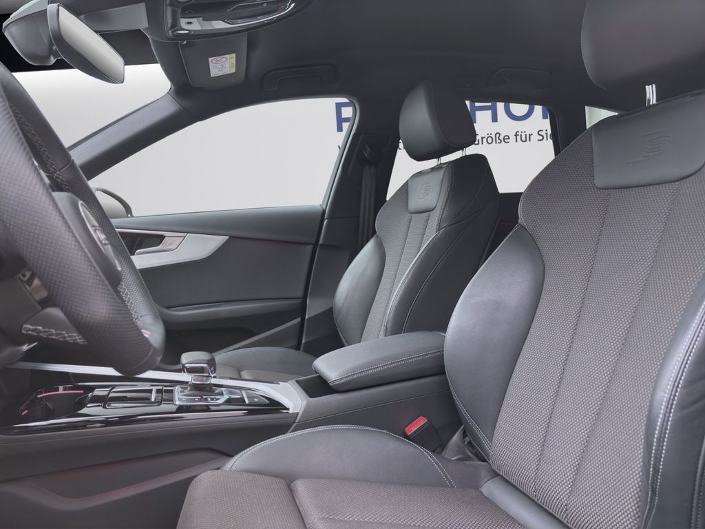 Audi A4 2023