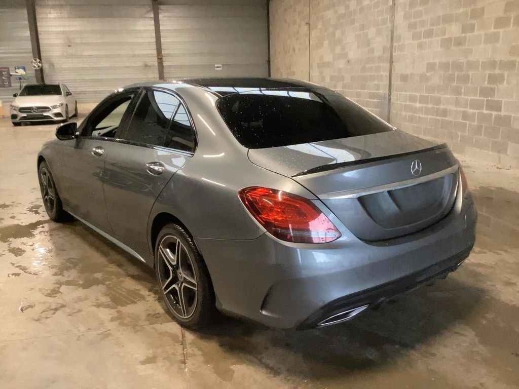 Mercedes-Benz C 300 2021