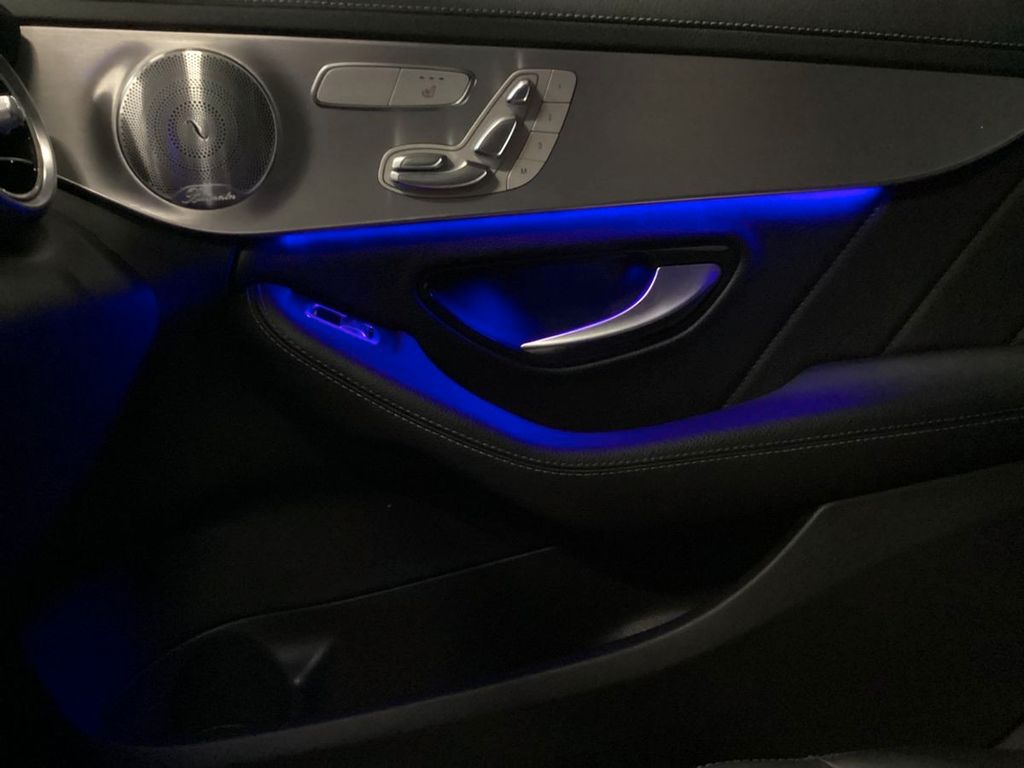 Mercedes-Benz C 300 2021