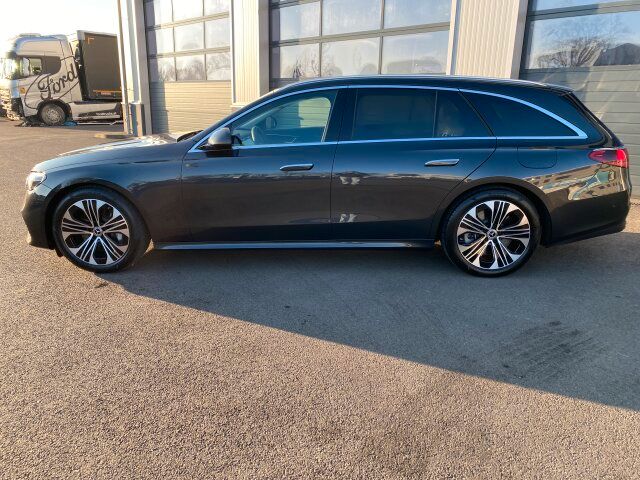 Mercedes-Benz E 300 2024