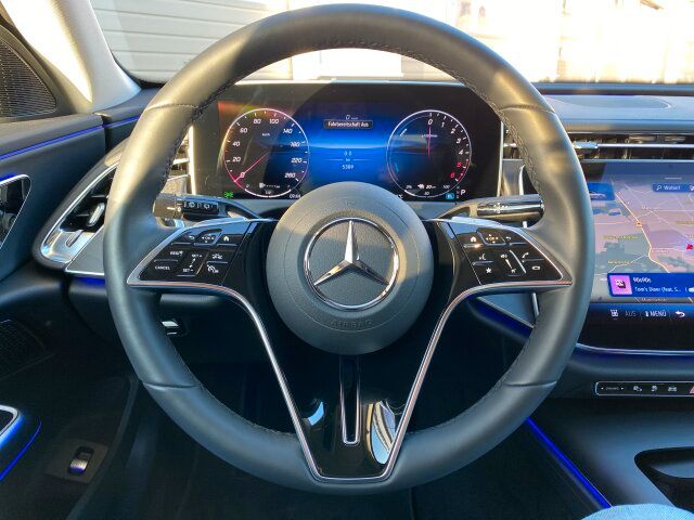 Mercedes-Benz E 300 2024