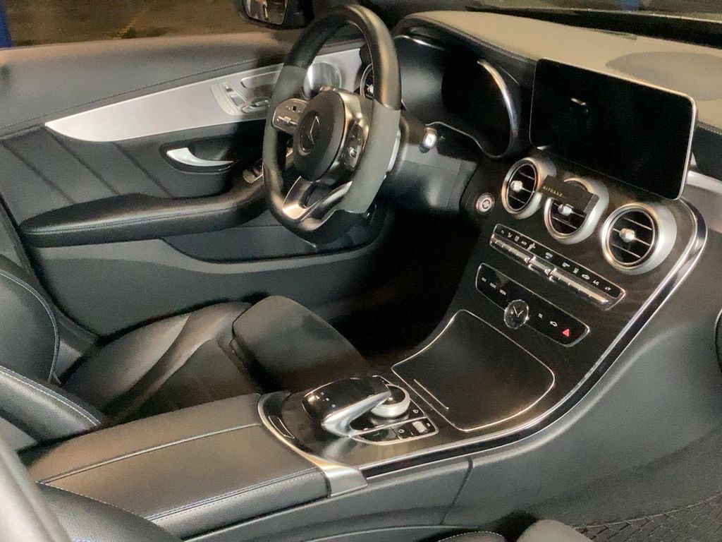 Mercedes-Benz C 300 2021