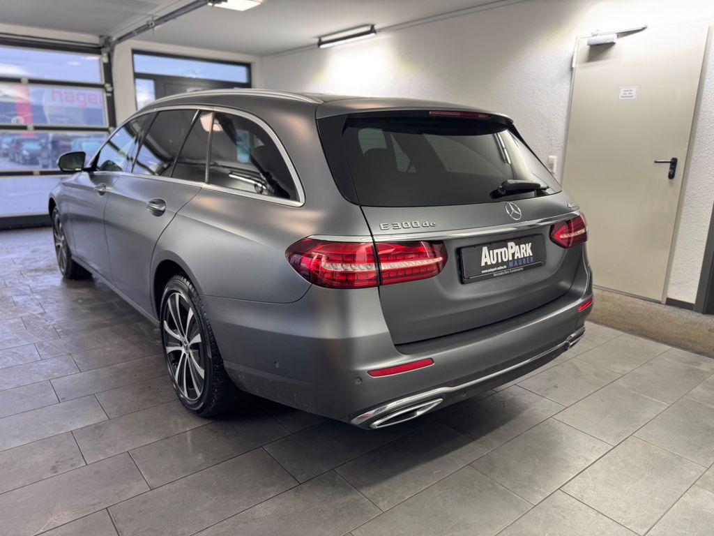 Mercedes-Benz E 300 2021