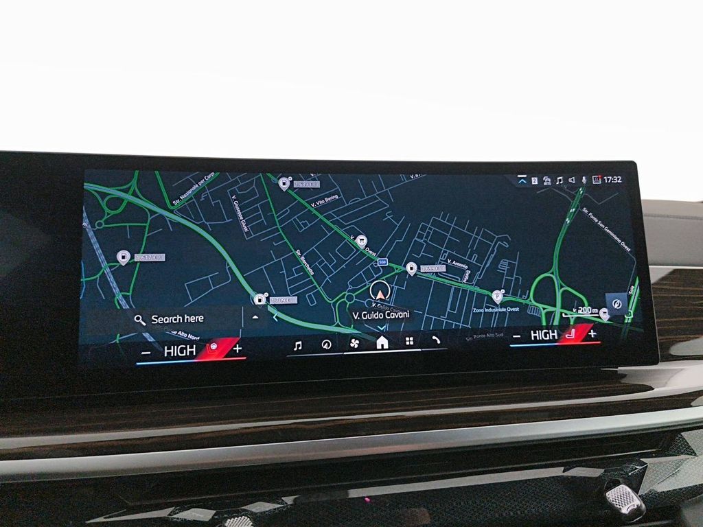 BMW X7 2025