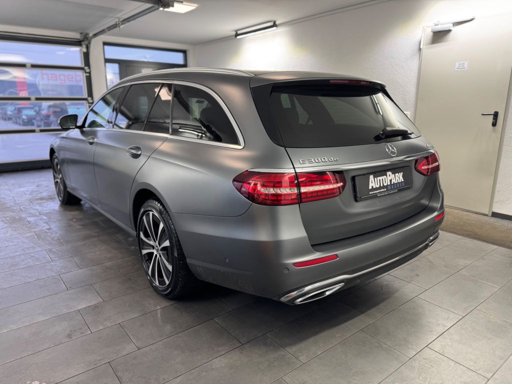 Mercedes-Benz E 300 2021