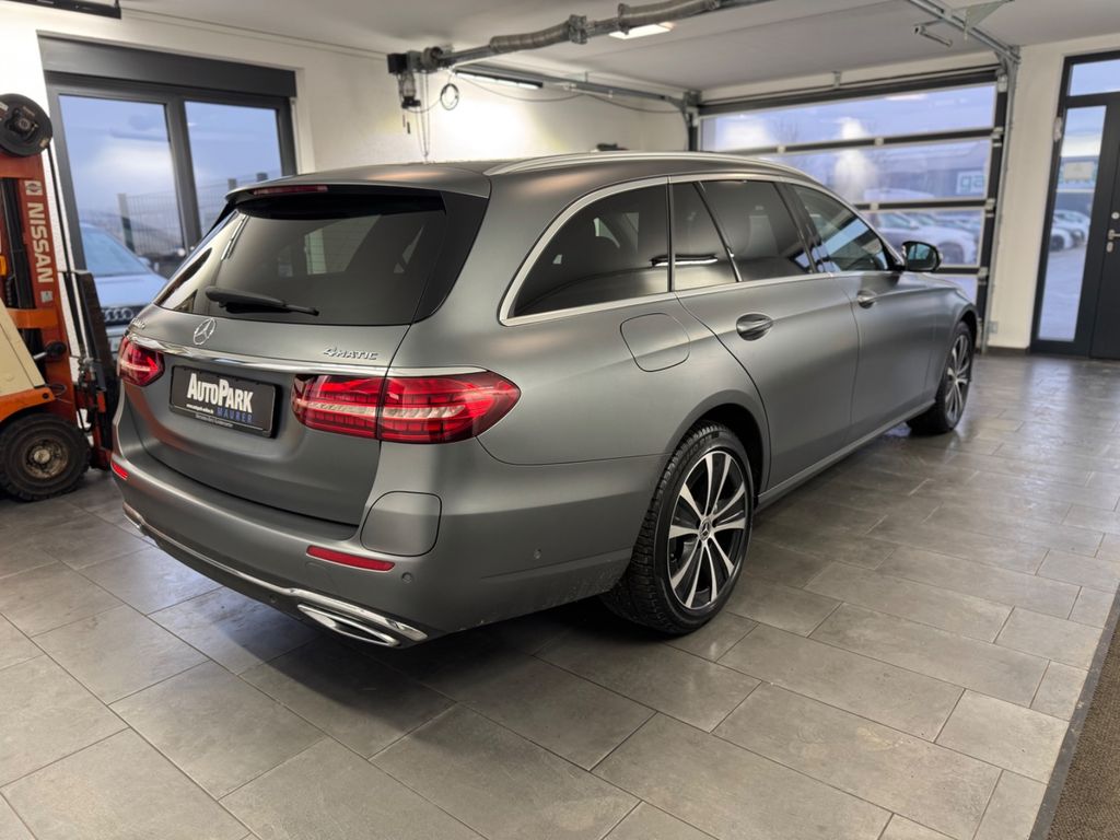 Mercedes-Benz E 300 2021