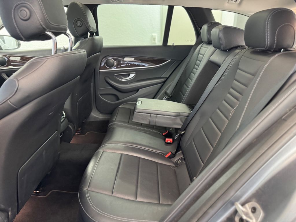 Mercedes-Benz E 300 2021