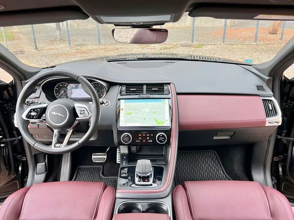 Jaguar E-Pace 2022