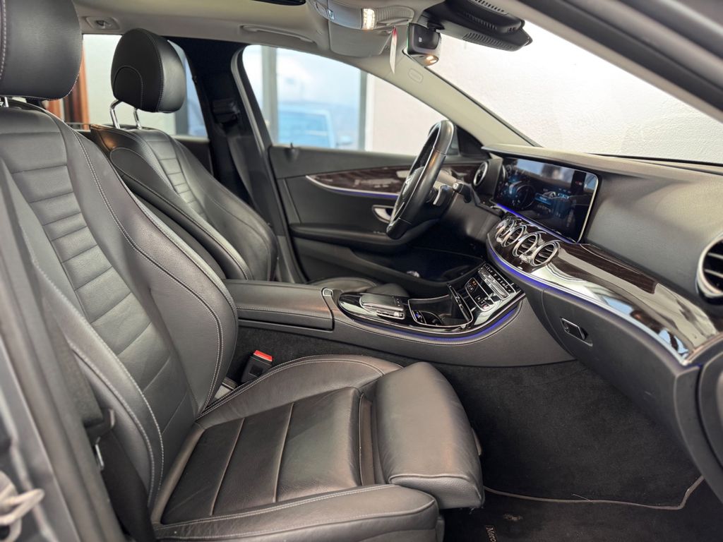 Mercedes-Benz E 300 2021