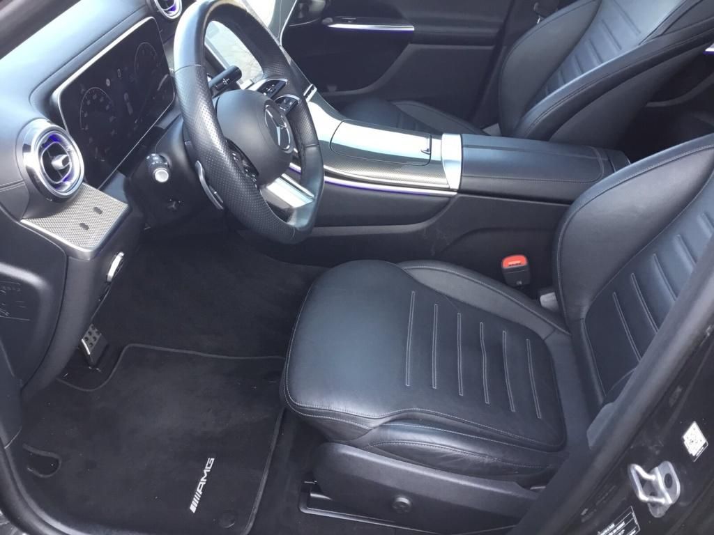 Mercedes-Benz GLC 300 2023