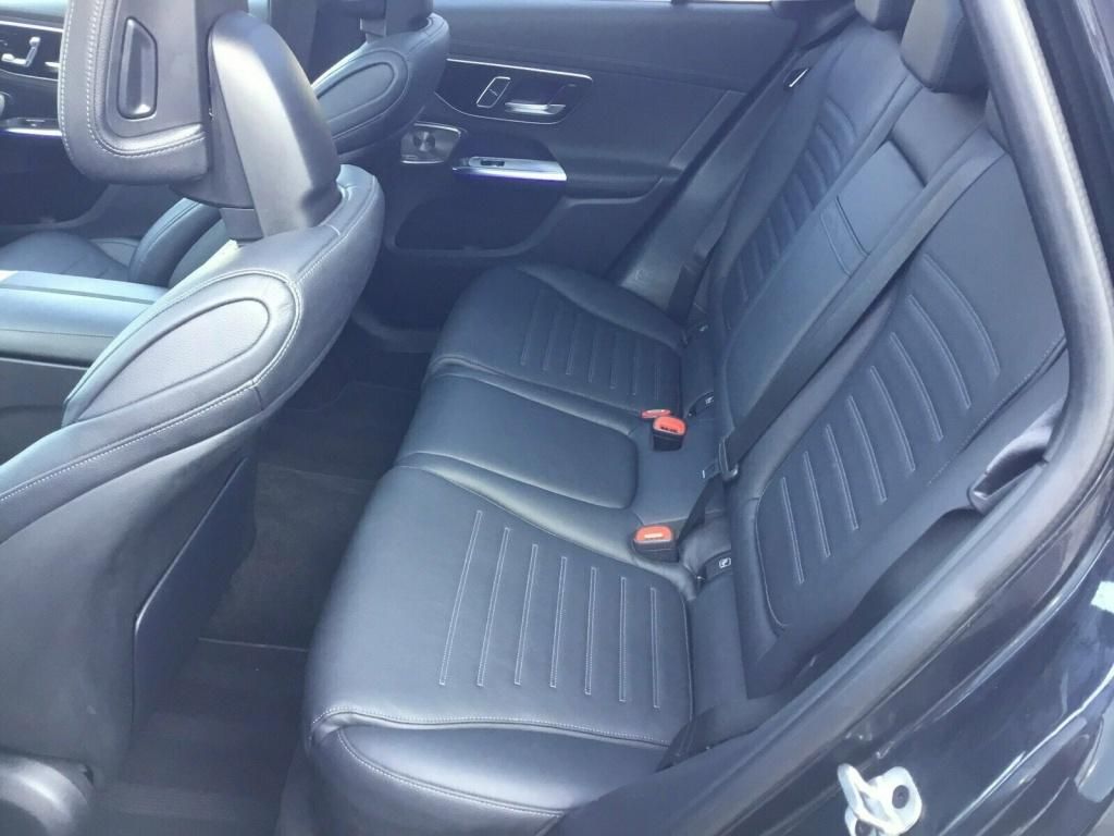 Mercedes-Benz GLC 300 2023