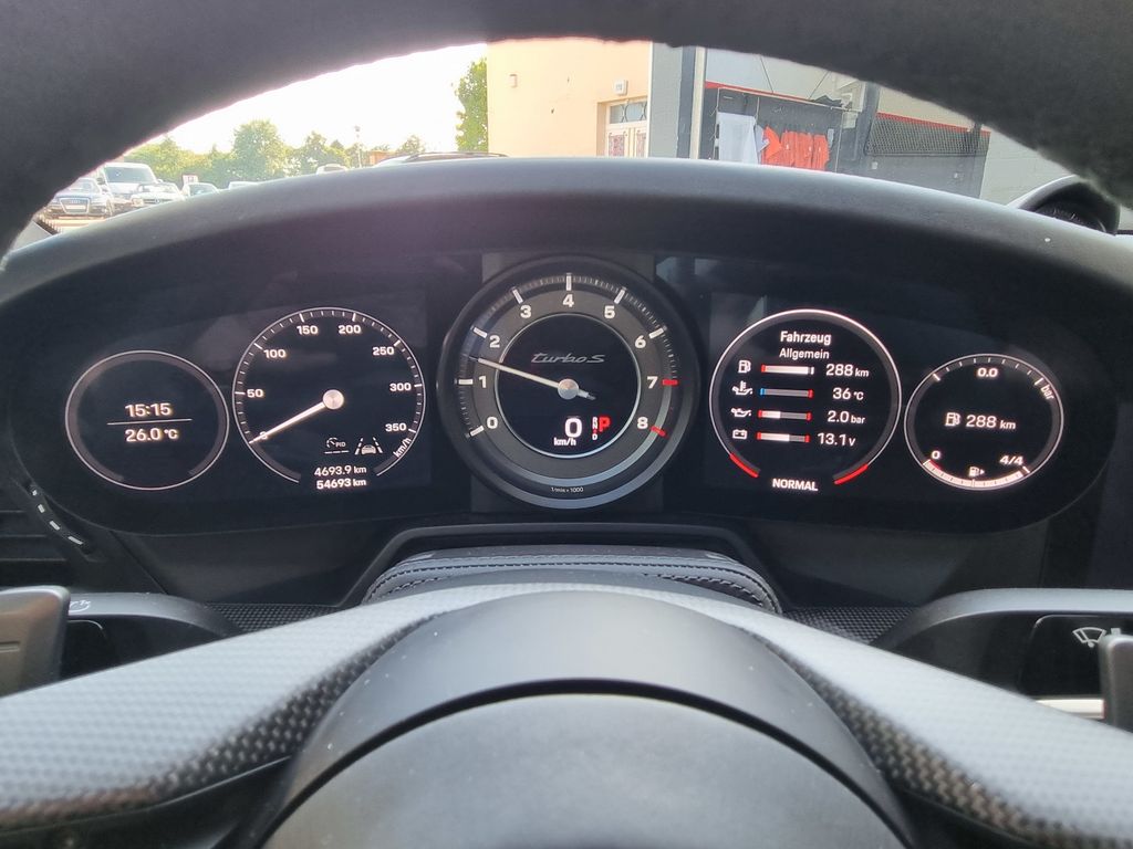 Porsche 992 2023