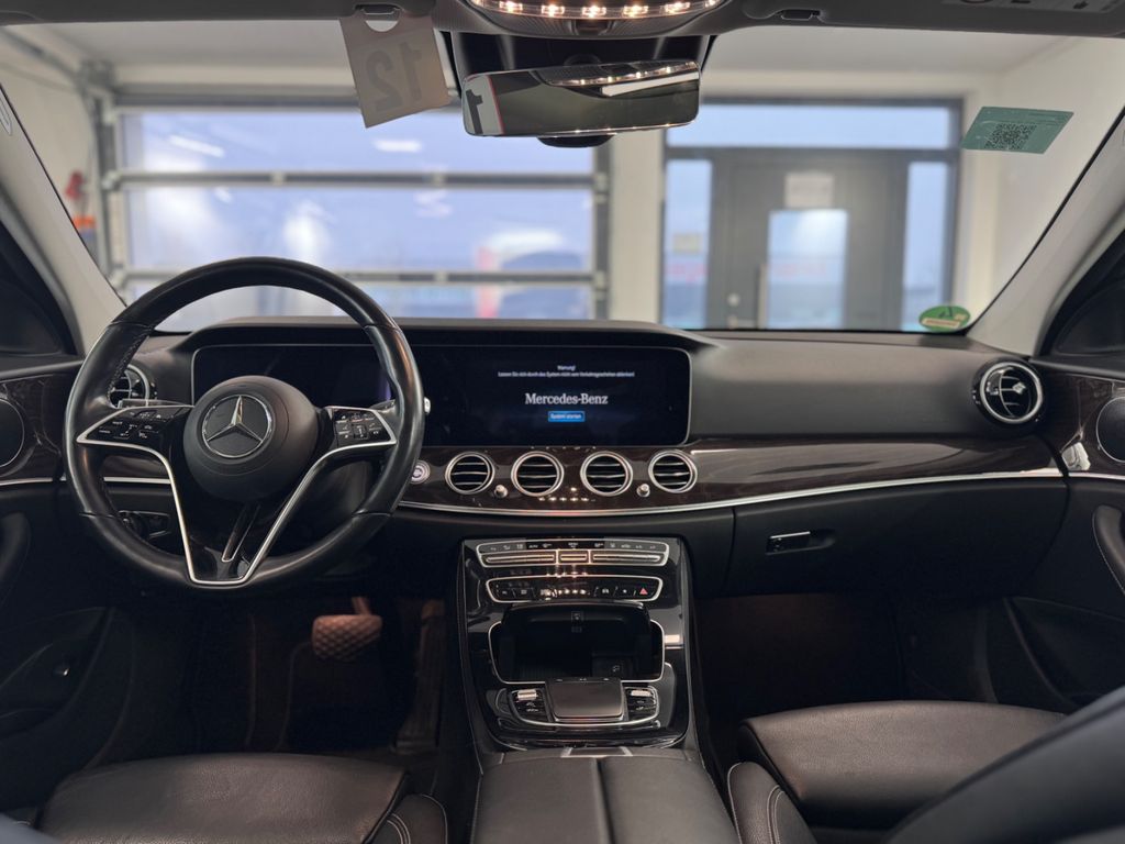 Mercedes-Benz E 300 2021