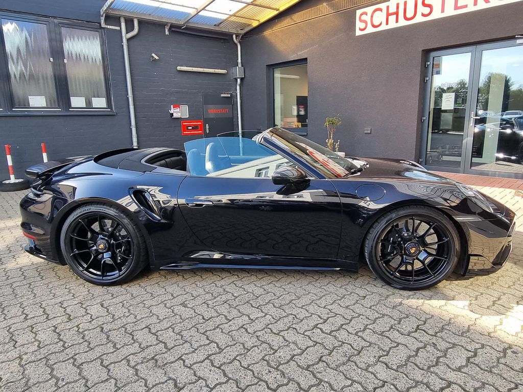 Porsche 992 2023