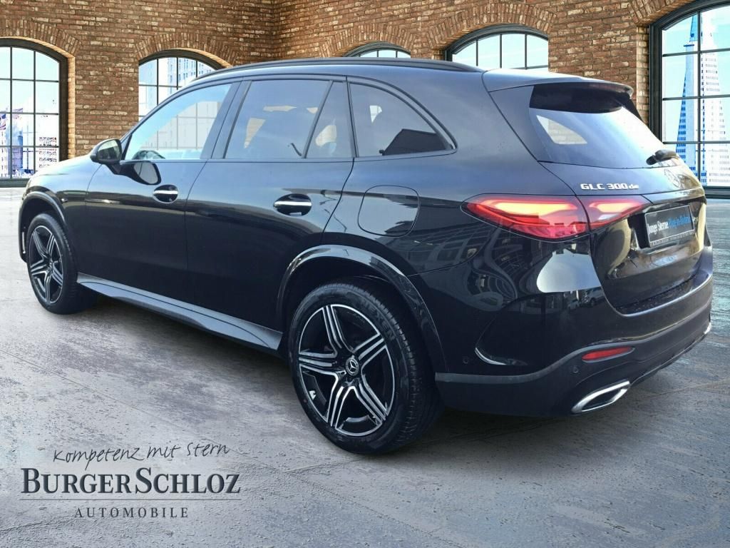 Mercedes-Benz GLC 300 2023