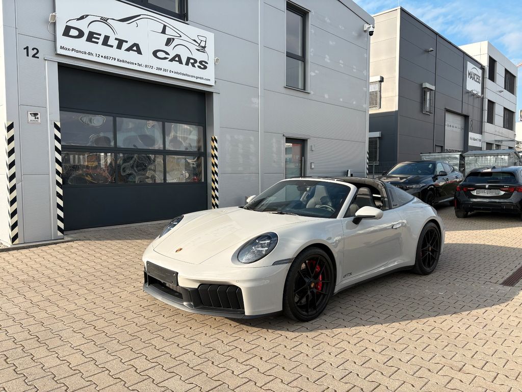 Porsche 911 2025