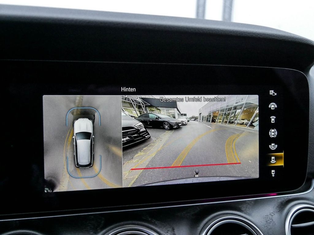 Mercedes-Benz E 300 2022