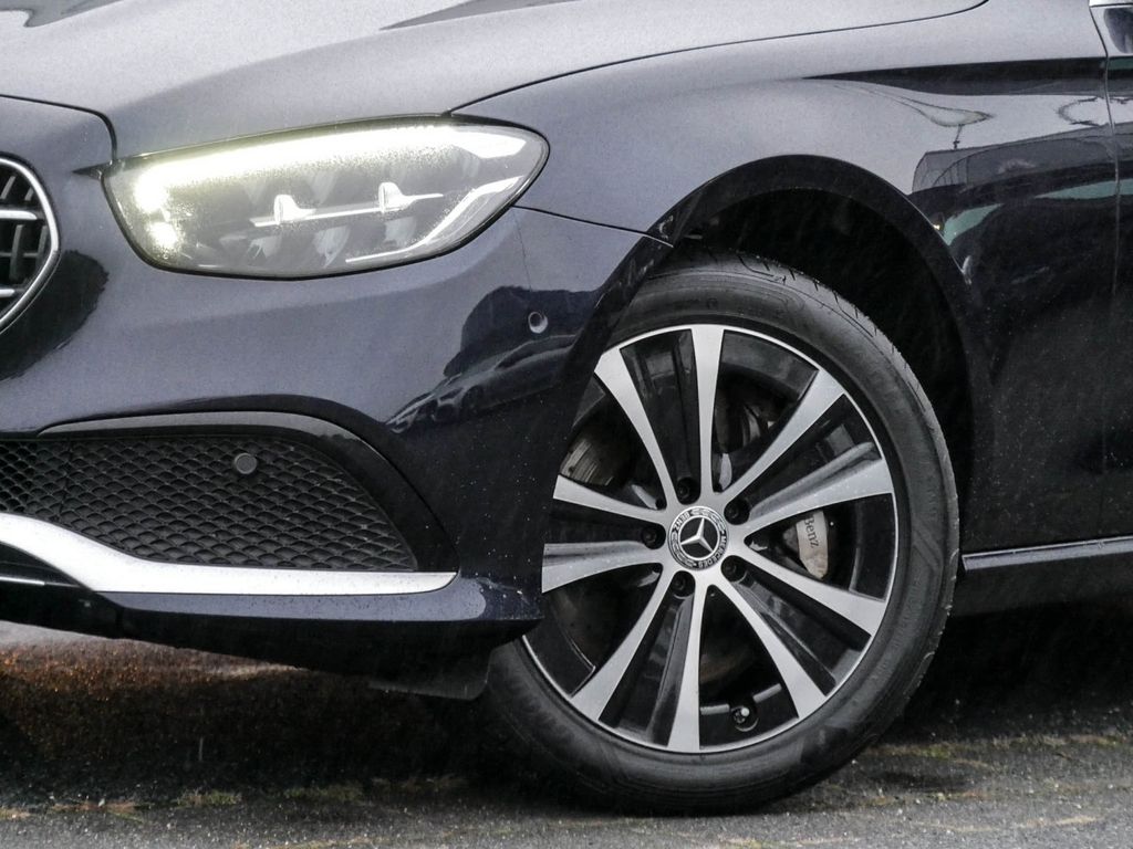Mercedes-Benz E 300 2022