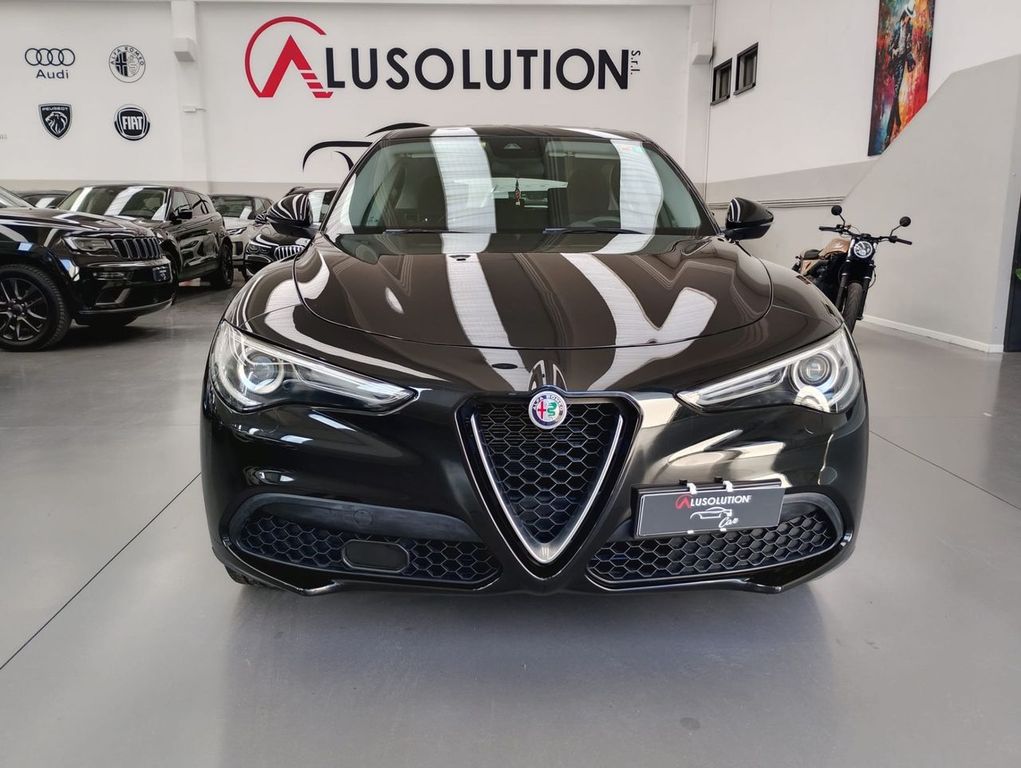 Alfa Romeo Stelvio 2019