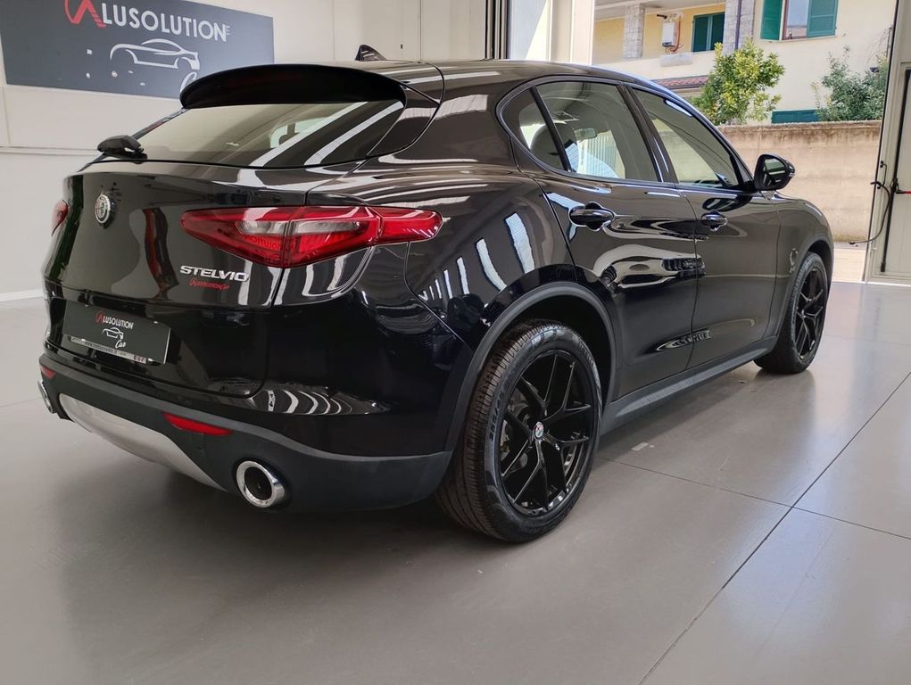 Alfa Romeo Stelvio 2019