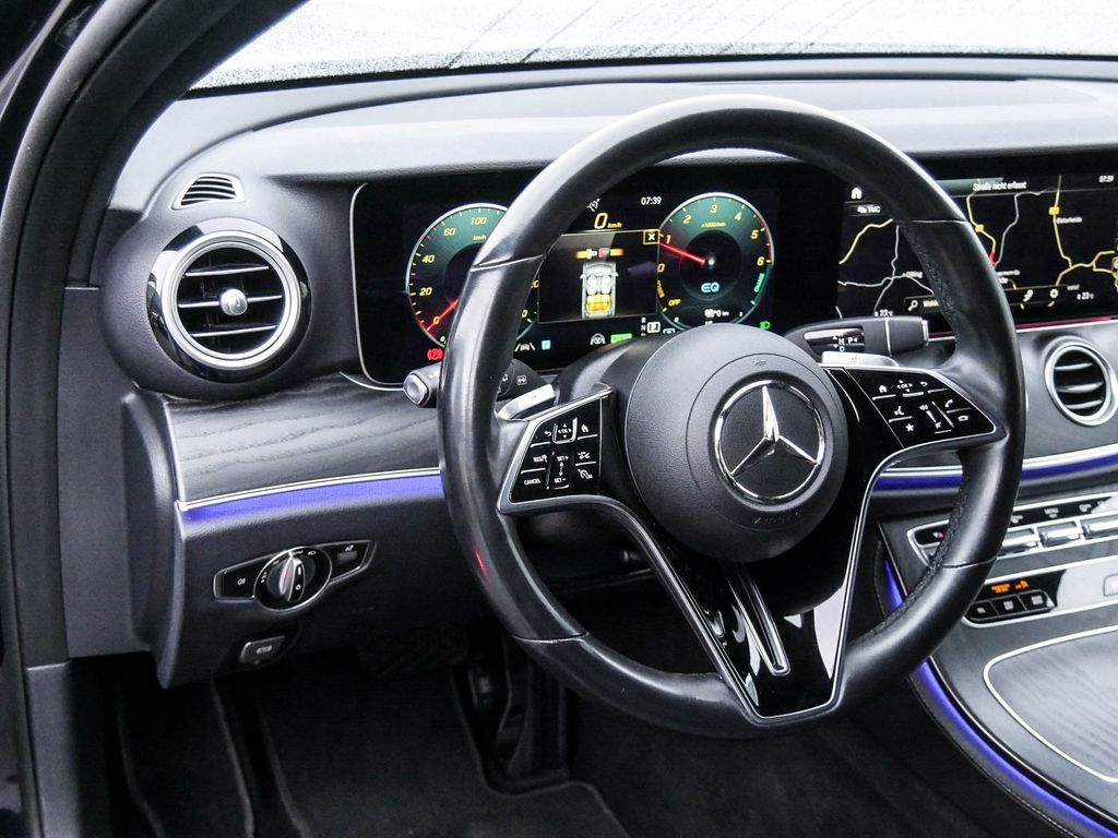 Mercedes-Benz E 300 2022