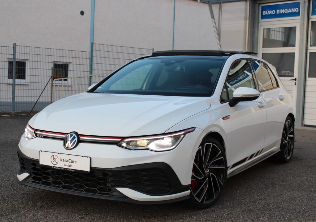 Volkswagen Golf 2021
