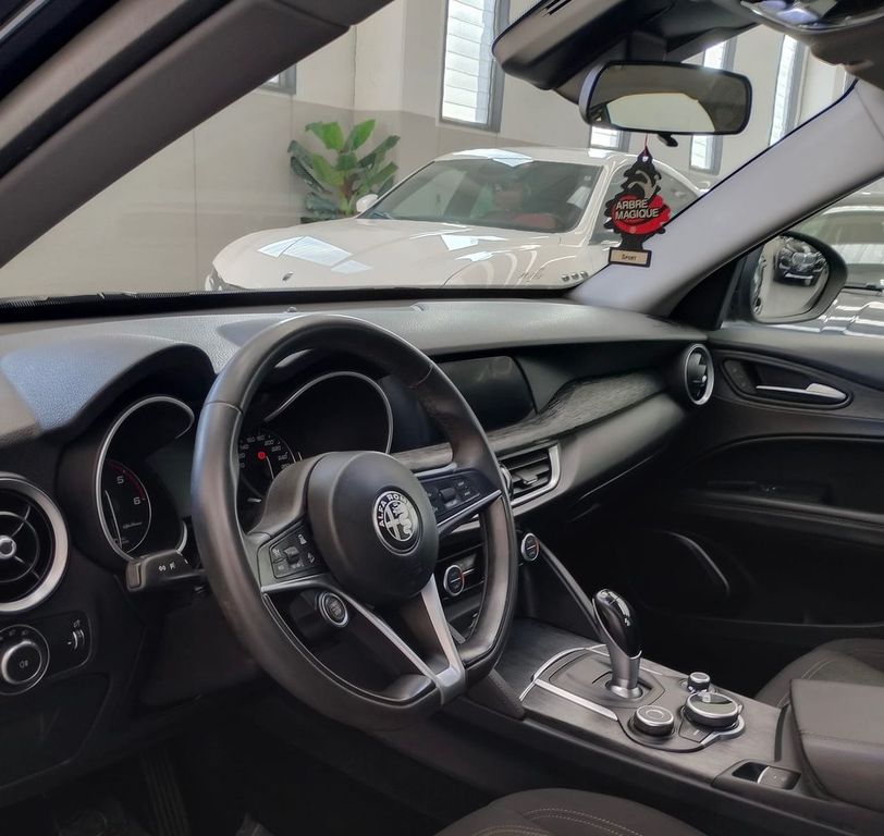 Alfa Romeo Stelvio 2019