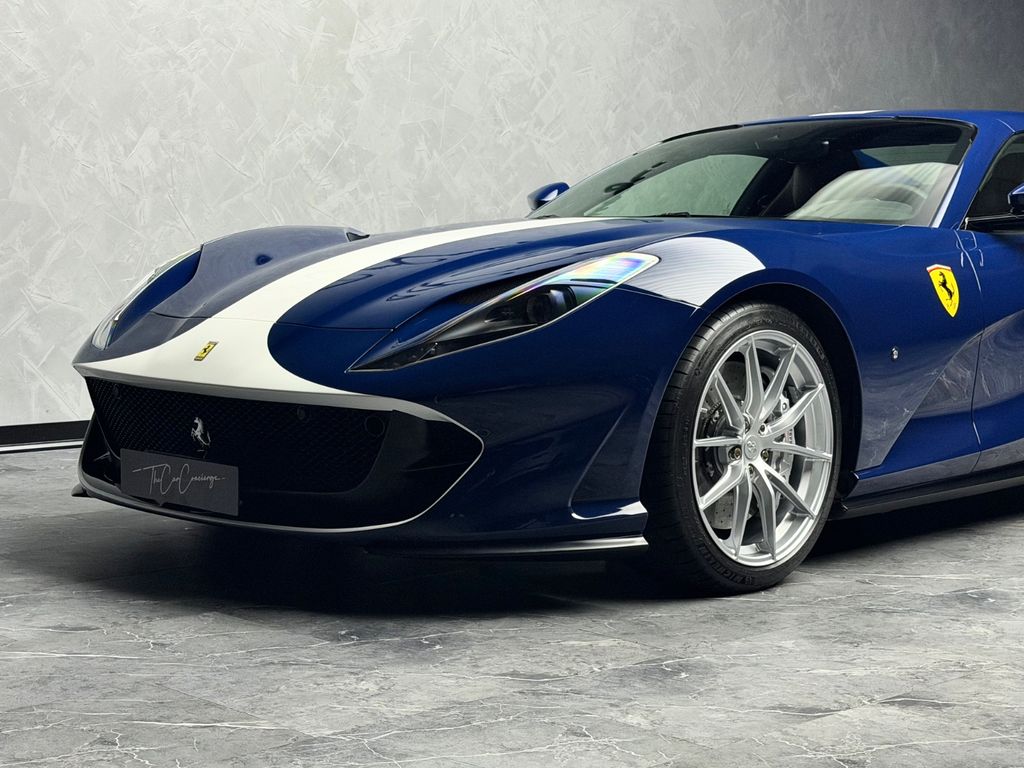 Ferrari 812 2023