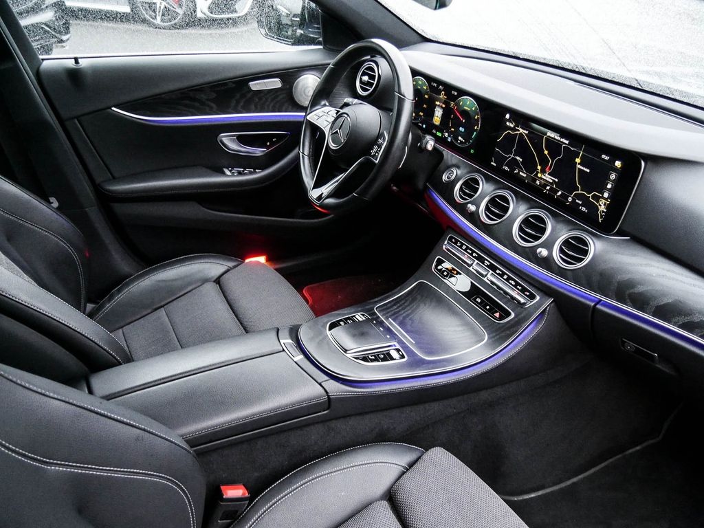 Mercedes-Benz E 300 2022