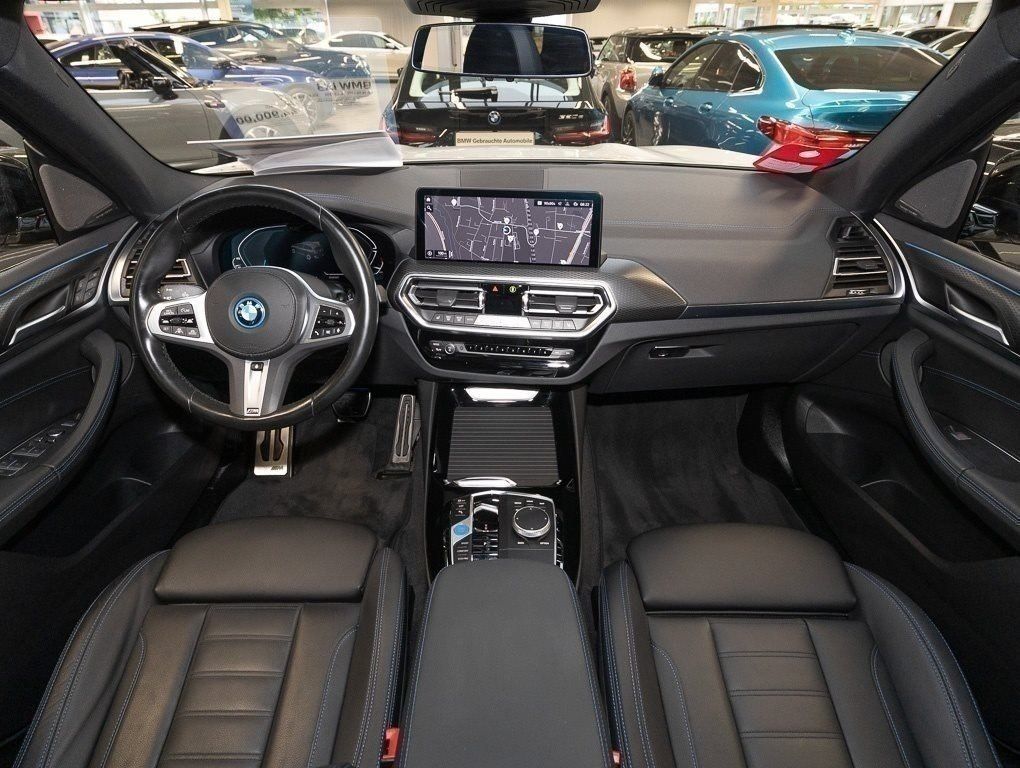 BMW iX3 2023