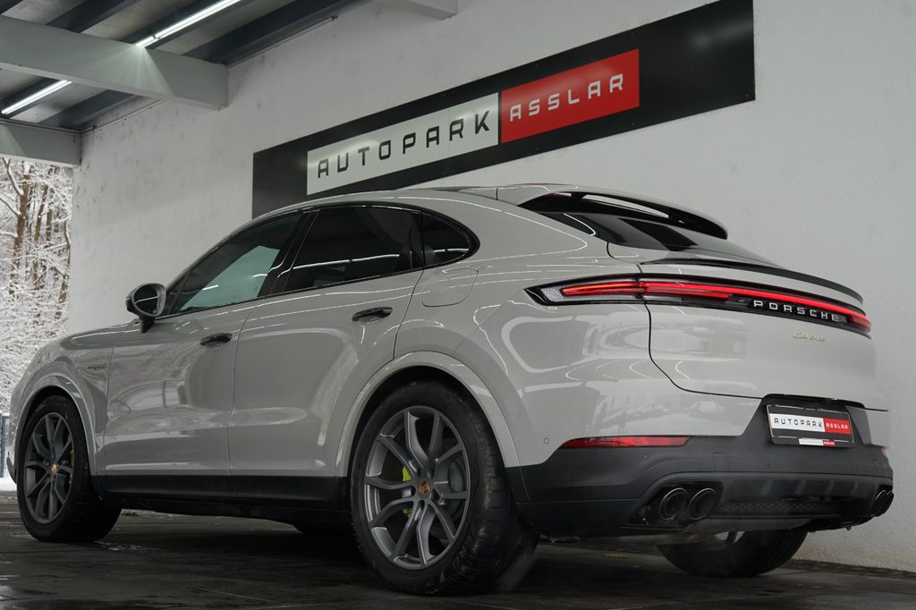 Porsche Cayenne 2024