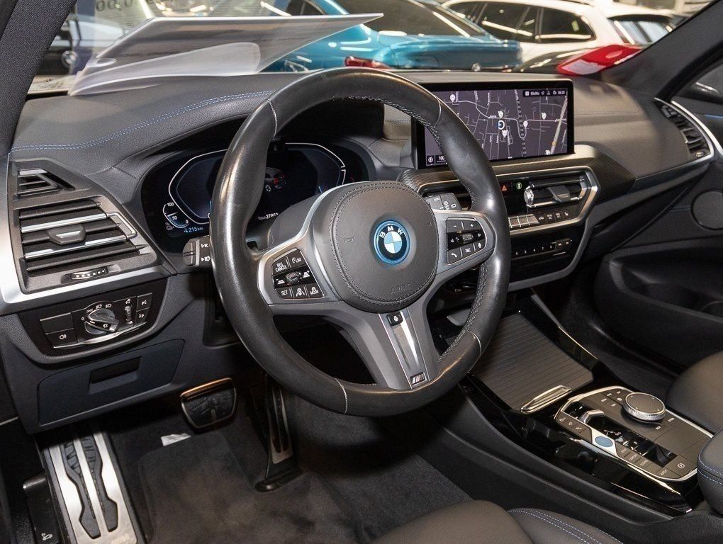 BMW iX3 2023