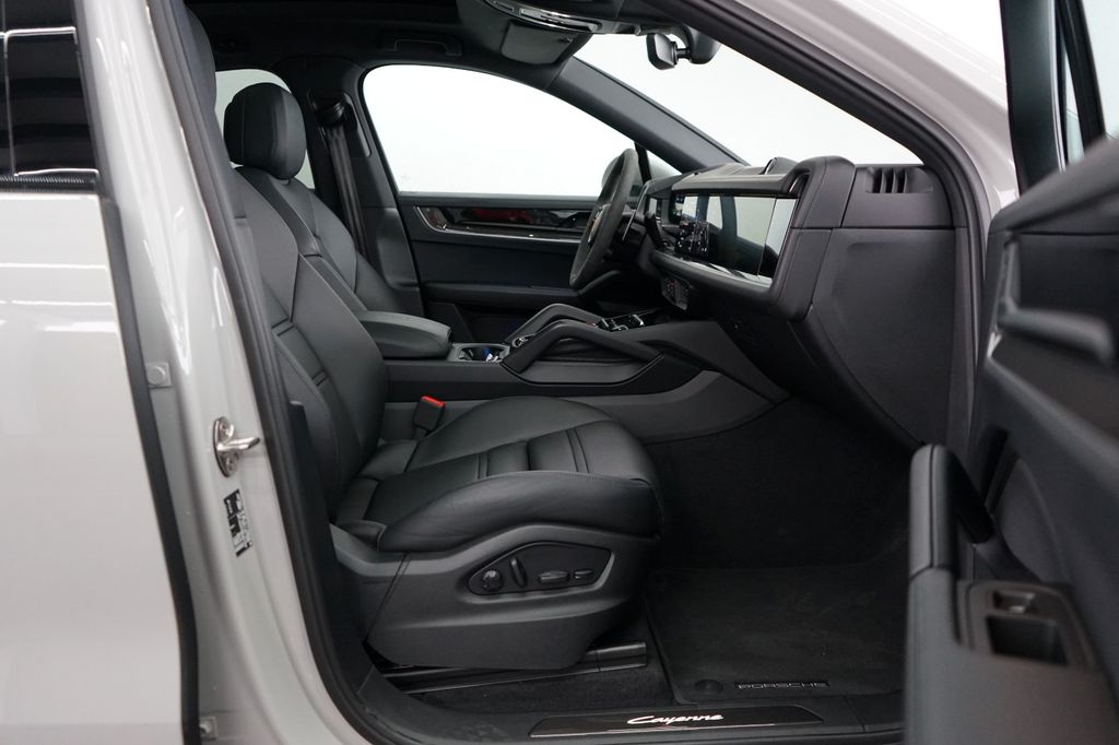 Porsche Cayenne 2024