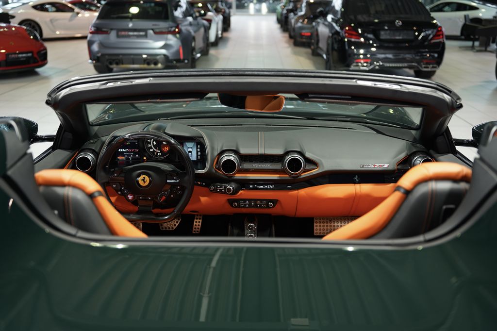 Ferrari 812 2023
