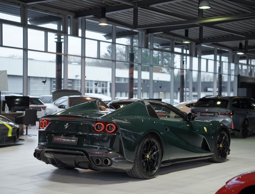 Ferrari 812 2023