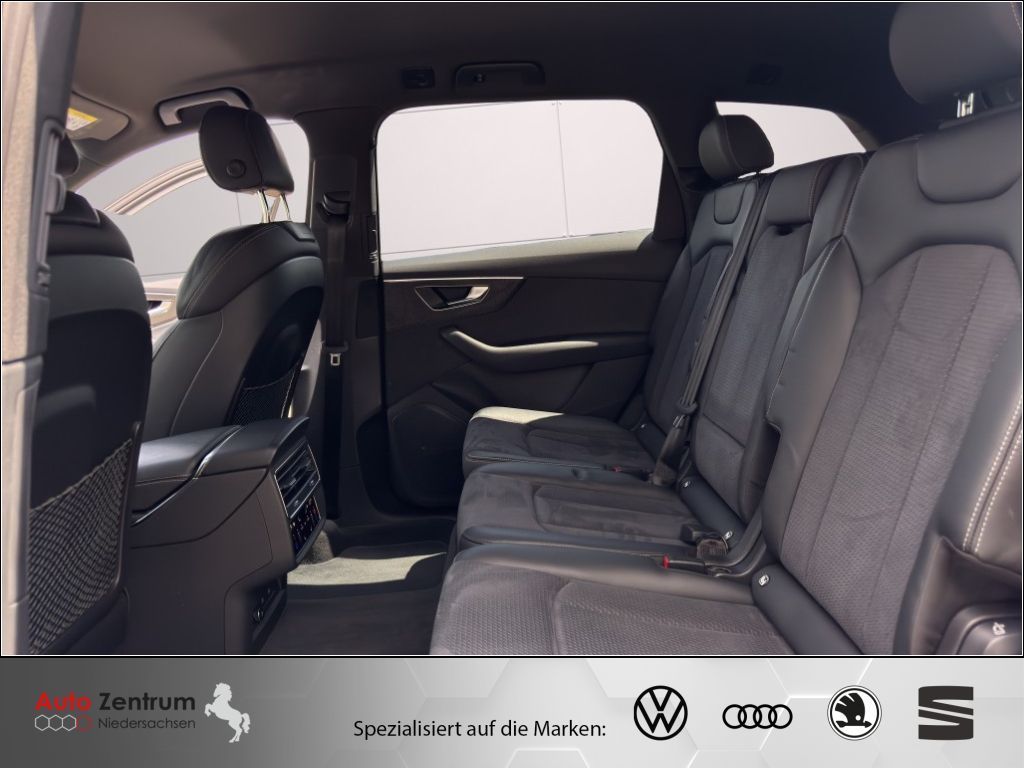 Audi SQ7 2023