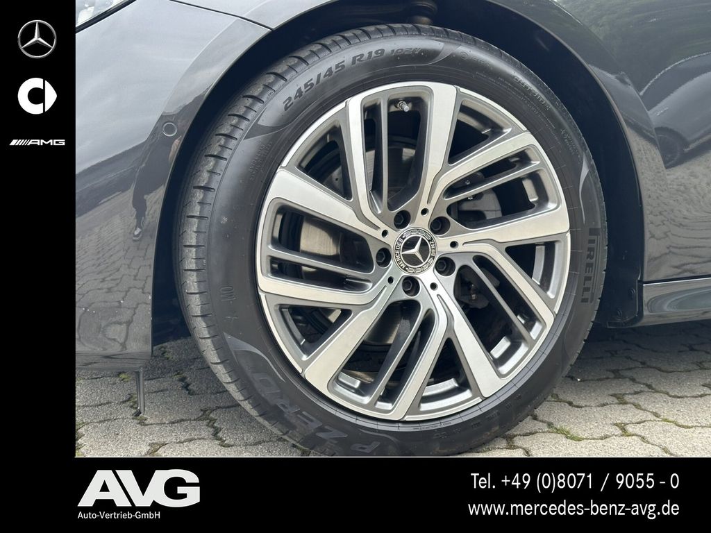 Mercedes-Benz E 220 2024